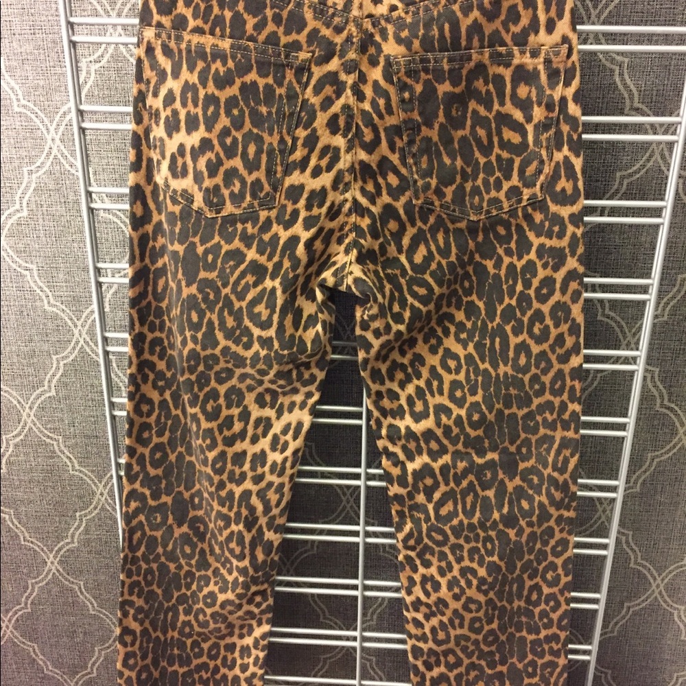🐆Zara Leopard jeans🐆 - Picture 6 of 6